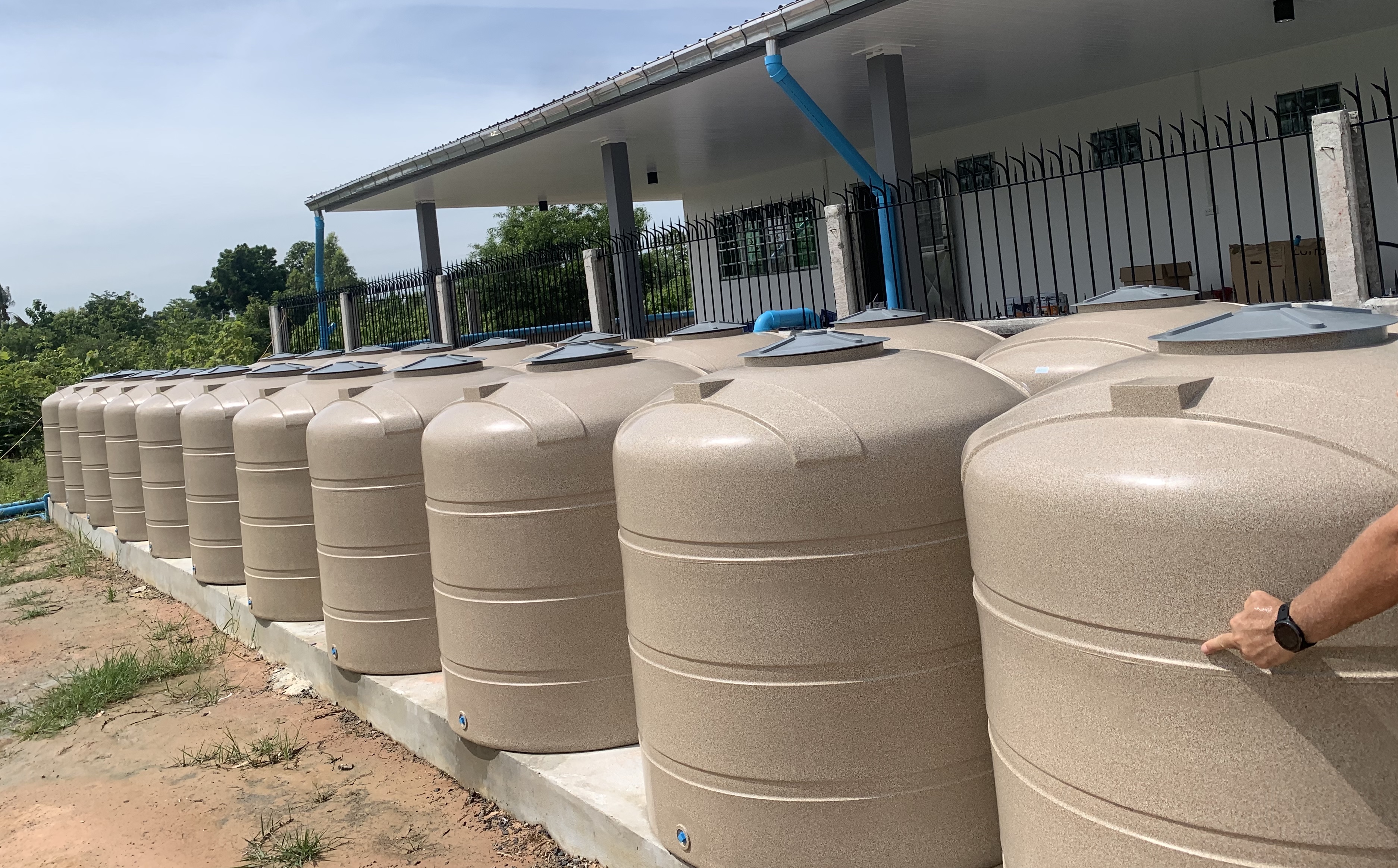 20190714_025436206_iOS