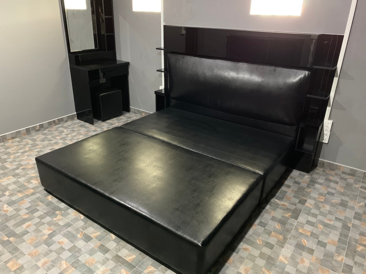 20190808_033936359_iOS